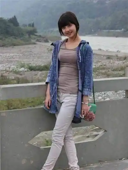 豆得儿童年照曝光,难怪王思聪那么喜欢她_女友_王颖_网友