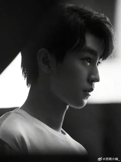 迪奥大片是每次看都会被惊艳的程度啊#王俊凯 迪奥#王俊凯丨迪奥大片