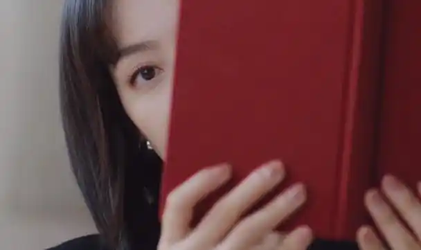 尼坤时隔12年再提《我结》,和宋茜差距越来越大,34岁就发福变形