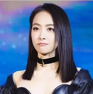 网红锁骨发长直发披肩锁骨太有诱惑力了