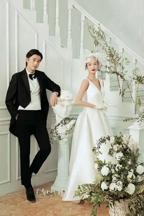 安特样片修图的婚纱摄影作品《内景韩式》