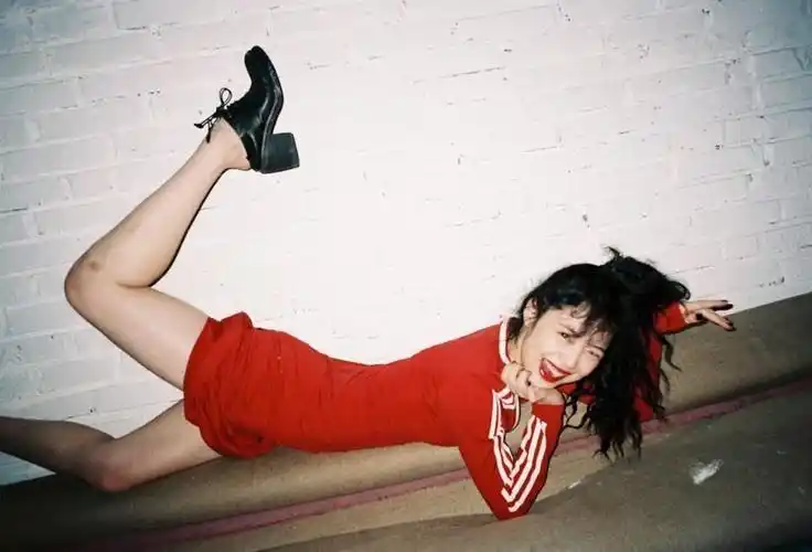 所有正在心情不好的人 都可以进来看看治愈的崔雪莉的笑容