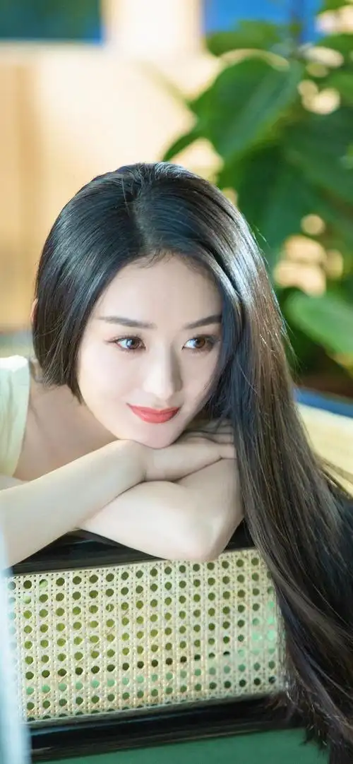 赵丽颖甜美淑女手机壁纸