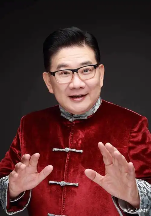 从"上海第一主持人"沦为全网笑柄,曹可凡最终还是走到这一步