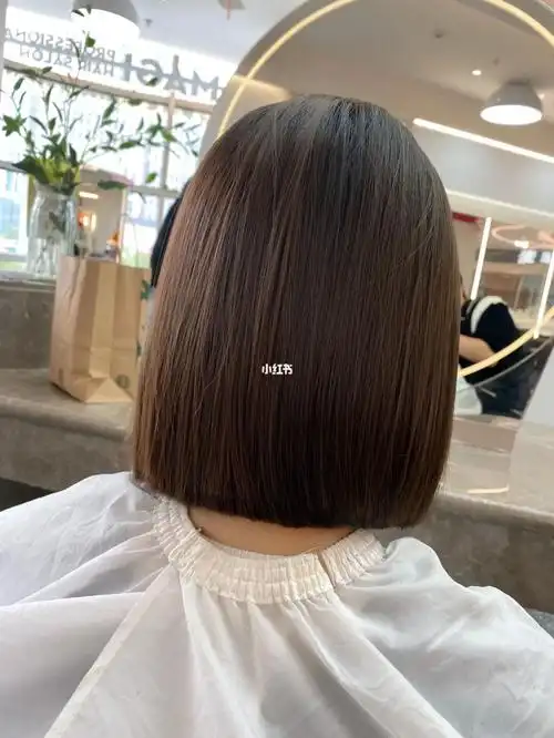 发量少头发细软的女生一定要剪的发型