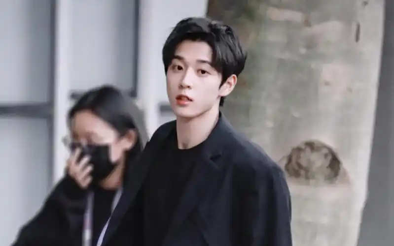 【吴宇恒】月牙湾翻唱|实力vocal_哔哩哔哩 (゜-゜)つロ 干杯~-bili