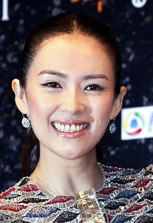 章子怡的灿烂微笑,难怪那么多人喜欢她