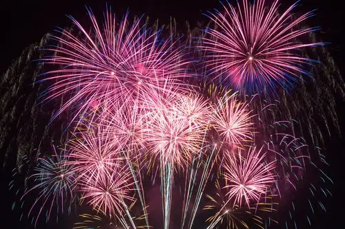 600秒烟花 浪漫情歌love升空