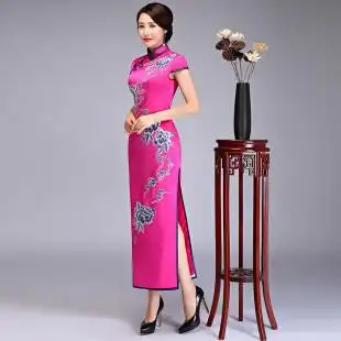 旗袍中式2022新款礼服高端桑蚕丝手推绣玫红色长款皇后真丝旗袍