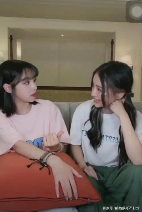 angelababy现身宋雨琦直播间,亲密互动好似哥们儿破不合传闻