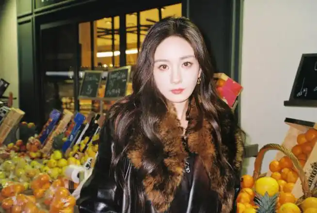 杨幂绿苑十八岁成人礼