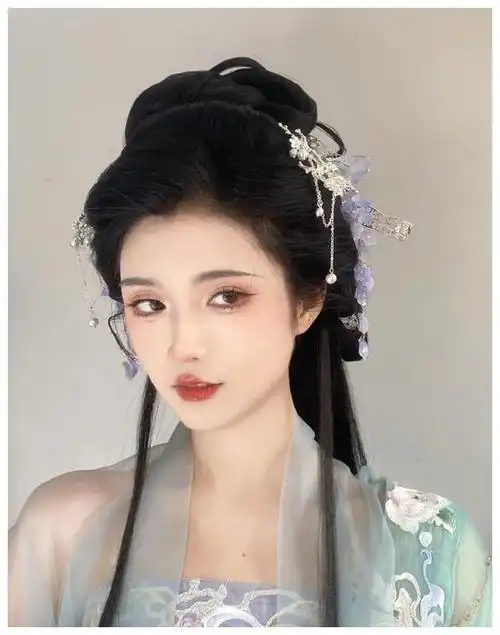 离奇的古装剧亿万投资背后的绝美造型让你大开眼界