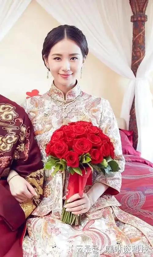 刘诗诗当年的中式嫁衣照真的惊艳了我很多年