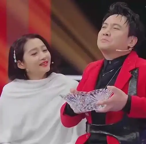 关晓彤被沈腾整蛊其情绪的巨大转变告诉了我们什么