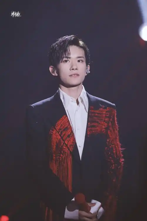 易烊千玺 #tfboys 十八岁成人礼生日会 高清 帅气