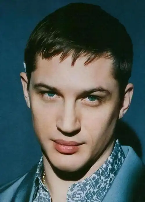 汤姆哈迪从英俊小生到肌肉野兽他的身材变形堪称传奇