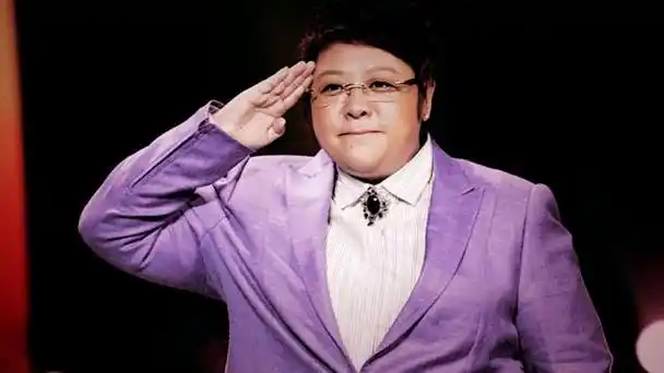 韩红自称"大学校花",18岁照片曝光看呆全网