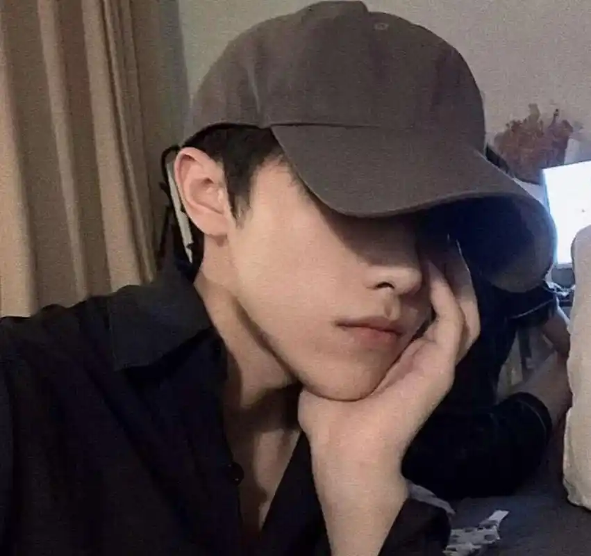 男生头像/温柔干净男生头像