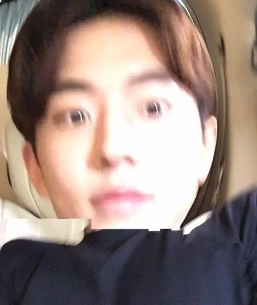 最帅自拍照南柱赫