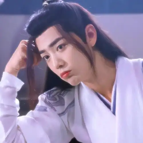 肖战头像by奶糖泡芙