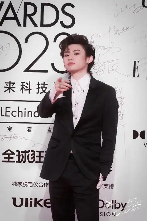 小鬼参考粉丝意见妆发