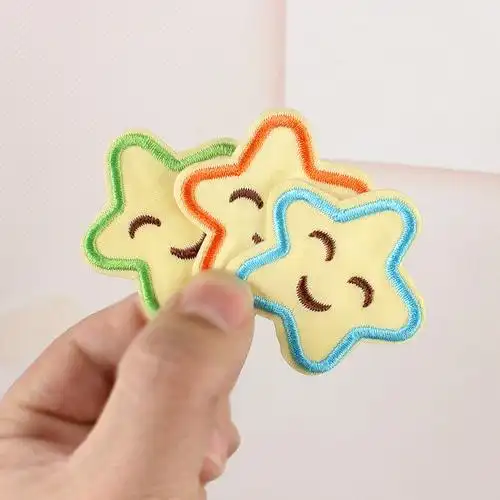 装饰笑脸羽绒服修补破洞刺绣贴花卡通可爱布贴衣服补丁贴自粘时尚