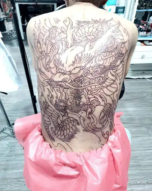 神龙满背纹身图片_背部新传统纹身图案(2)_安徽省合肥市