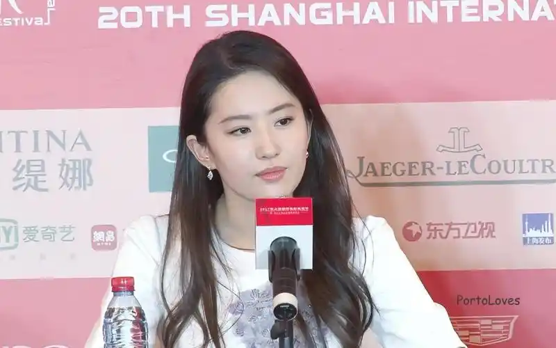 刘亦菲|"越简单的东西越能打动人"