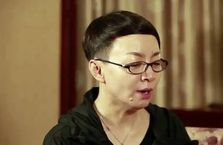 喜剧女神宋丹丹,英达袁钢谁是她真爱?