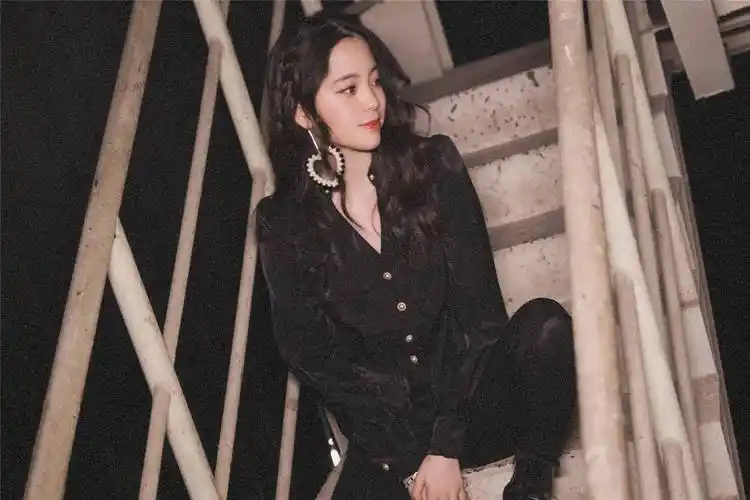 欧阳娜娜,宋威龙,蔡徐坤等明星的小八卦_刘畊宏_状态_恋情