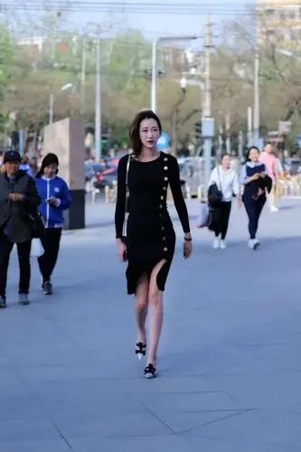 北京街拍:这些路人的颜值不比明星差多少啊