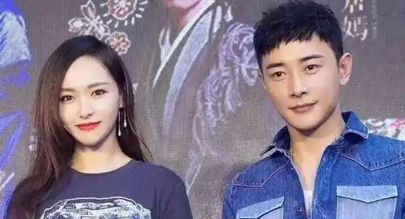 唐嫣拍摄突然被居家,罗晋亲自开车来接她回家,看到了爱情的样子_女儿