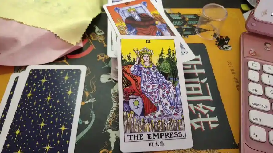 塔罗牌基础入门教学牌面解析之女皇