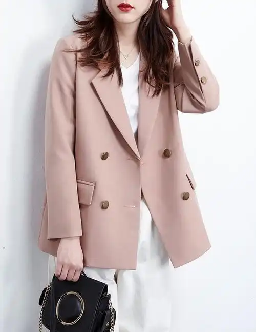 休闲西装外套女怎么搭配