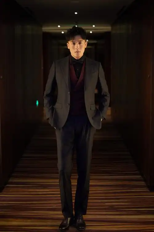 孙艺洲亮相feia年度盛典  喜获"年度风尚演员"