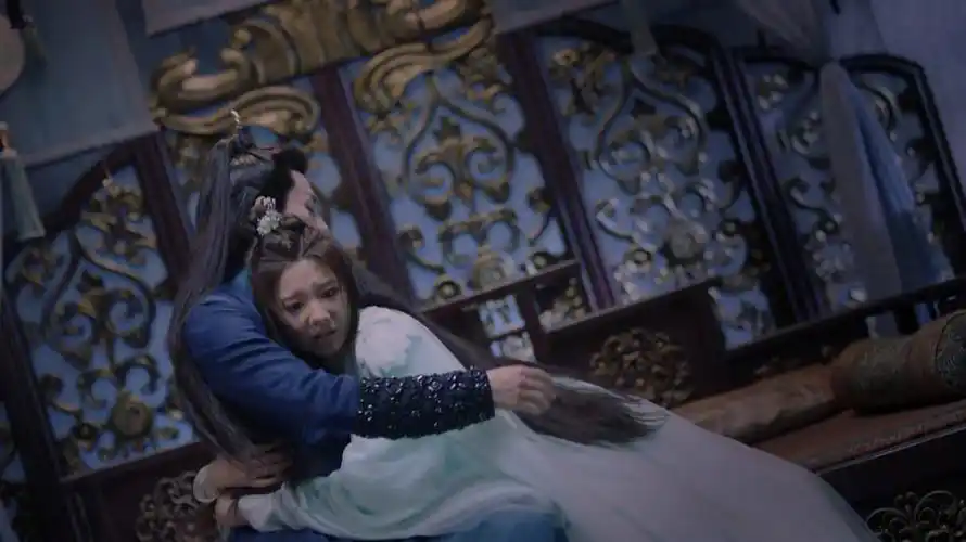 遇龙的阁主青青