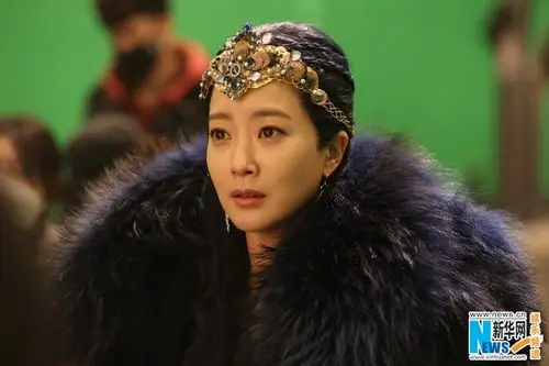 《幻城》金喜善哭戏飙演技 与马天宇互动十分有爱【组图】 (7)