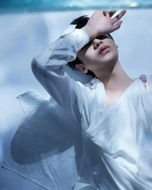 黄明昊新ep一人之众预告照