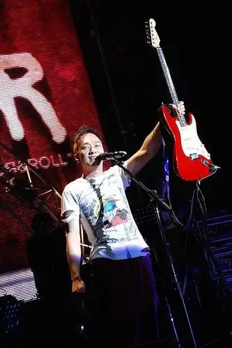 泽的相册-黄家强&黄贯中 一生乐与怒广州演唱会