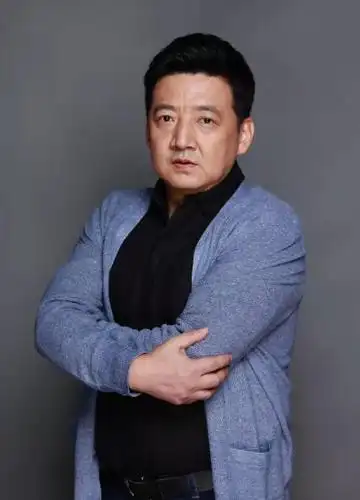 图集王砚辉,1970年4月30日出生,中国内地男演员,任职于云南省话剧团.