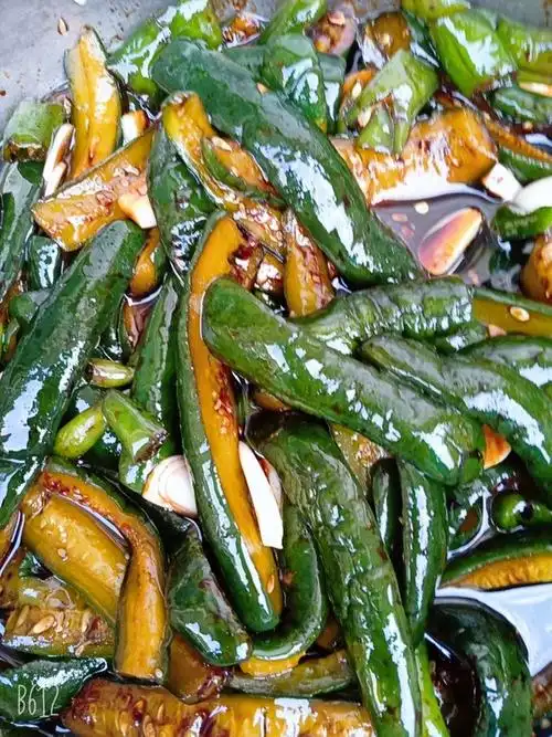 vyoyo做的腌黄瓜非常好吃的咸菜