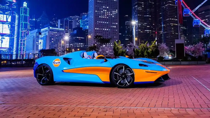 2021款迈凯伦elva海洋主题壁纸