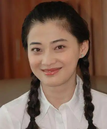 年轻时的梅婷到底有多久美?看完她早期的样子,完全被"迷倒"!