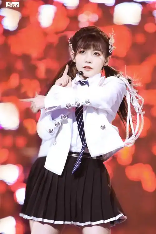 火箭少女101赖美云很高兴认识你