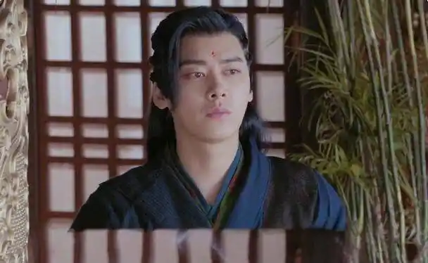 仅播1天播放量破1亿,《古剑奇谭》之后,李易峰又一新剧成大爆款_观众