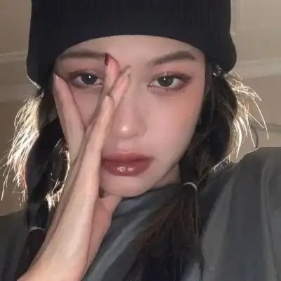 ins高级女生头像别怀疑要自信自己就是个美女