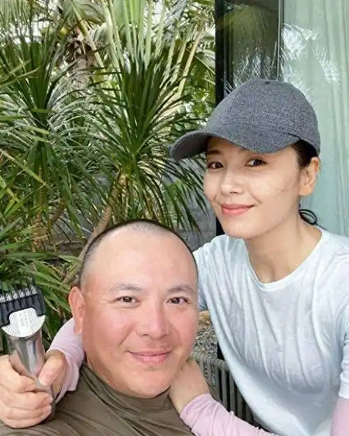 他曾与刘涛同床共枕4年,如今年过六旬依旧未娶,刘涛坦言很愧疚_李玮珉