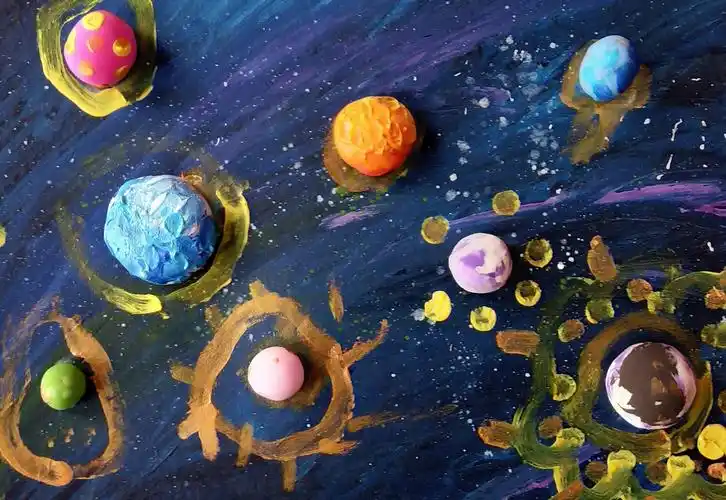 周六下午班《色彩各异的星球》课程总结