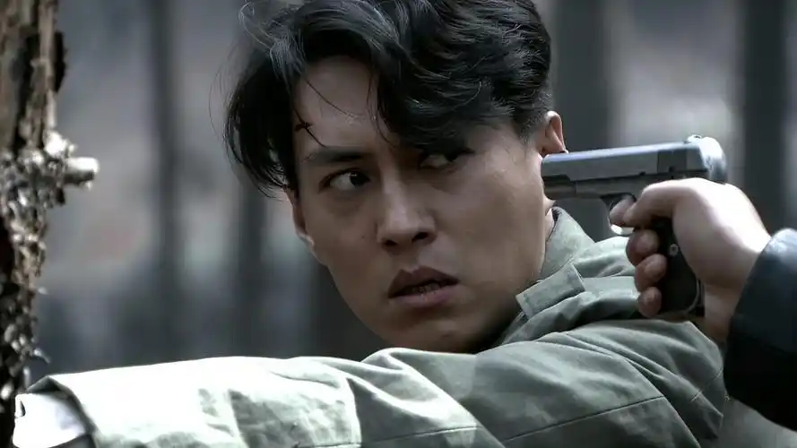 狼烟遍地:刚出虎穴又入狼窝,牧良逢逃出生天,却老头逮个正着