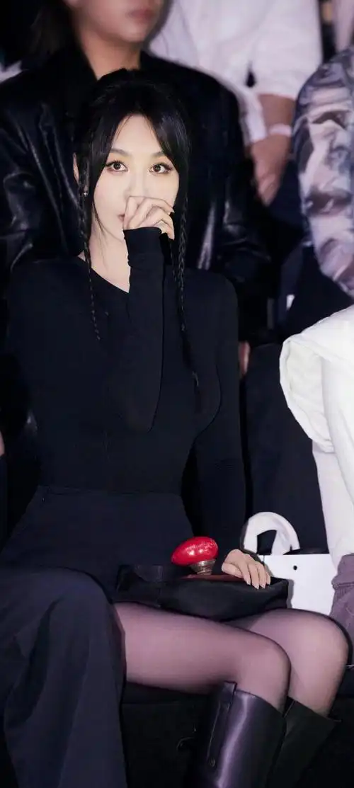 李菲儿,经典黑色